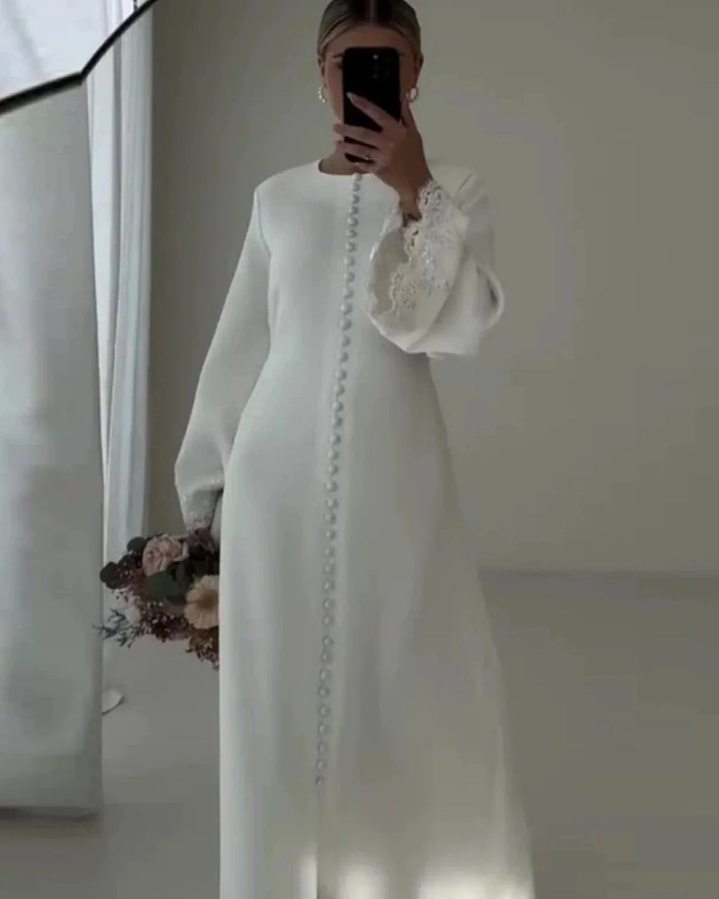 Modest Wedding Dresses 2026 Luxury Slit Buttons Bridal Dress Customized Lace Long Sleeve Arab Bride Dress White Wedding Gowns